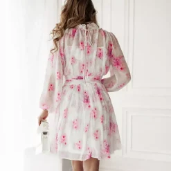 JEANS Minimekot></noscript>Lily Eloise kuvioitu juhlamekko valkoinen