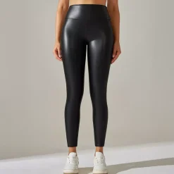 JEANS Leggingsit></noscript>Otos Leatherlook leggingsit musta