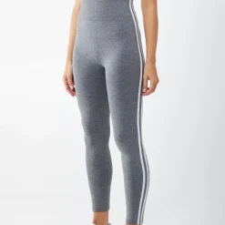 JEANS Leggingsit>Qed LDN Tea Thermo leggingsit meleerattu harmaa