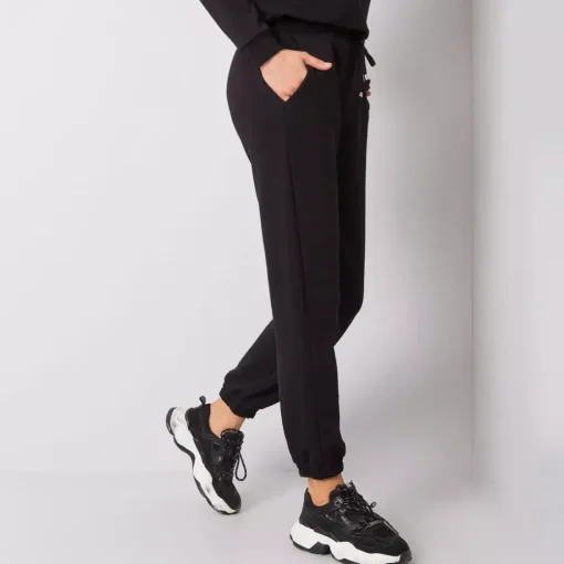 JEANS Housut>Rue Paris Agueda collegehousut musta