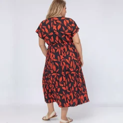 JEANS Midimekot | Plus!></noscript>World Lilly mekko musta-punainen